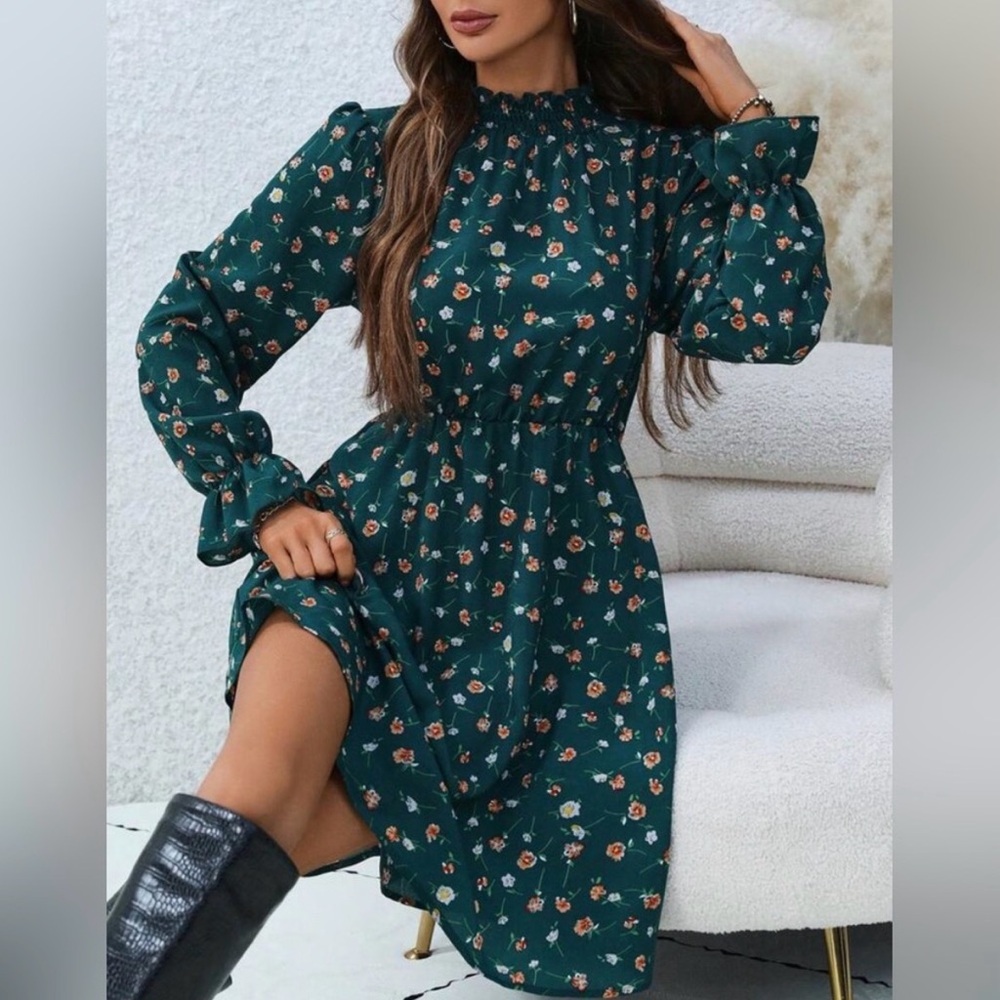 NWT SHEIN Floral Long Sleeve Dress